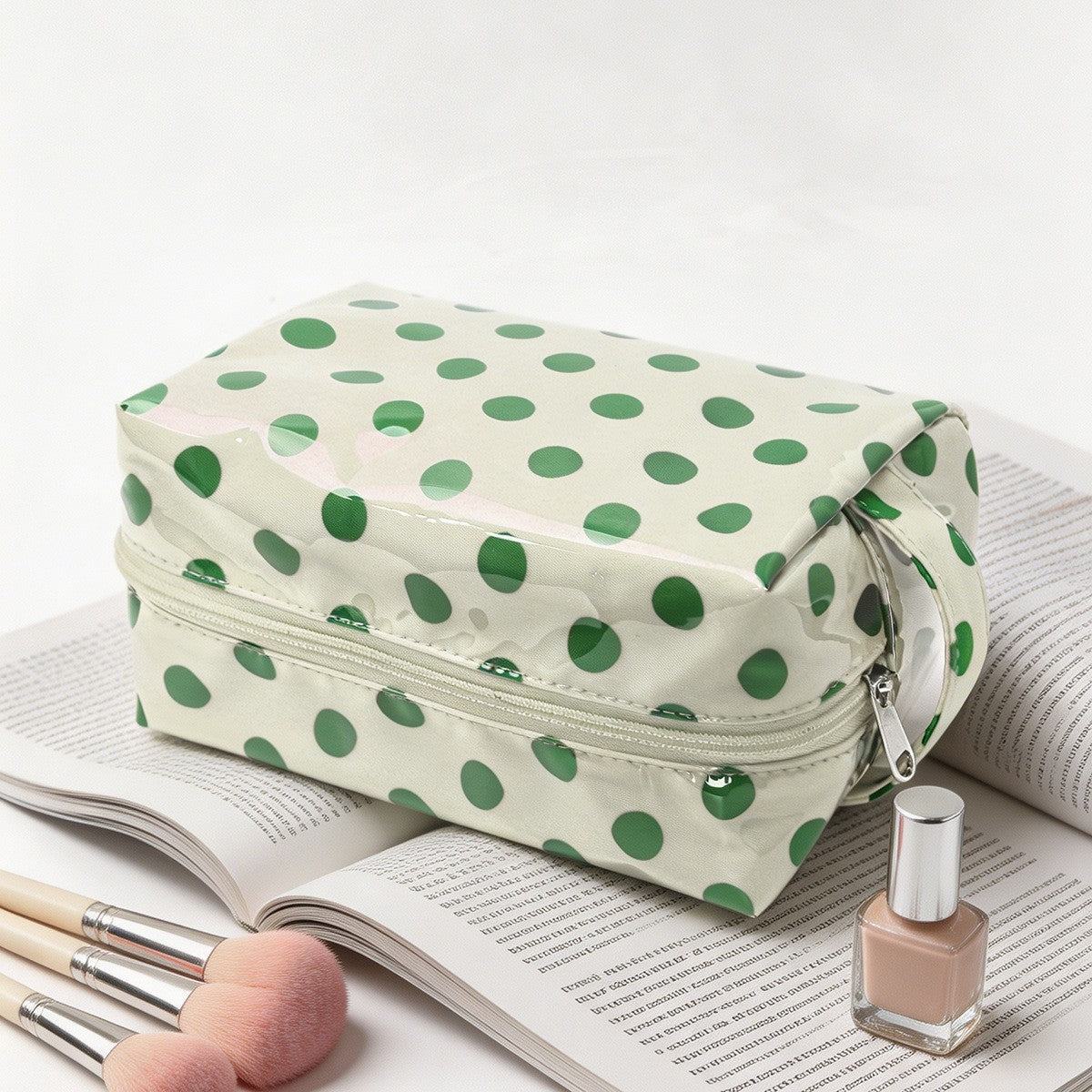 Cosmetic bag LoungeYard — product view 4