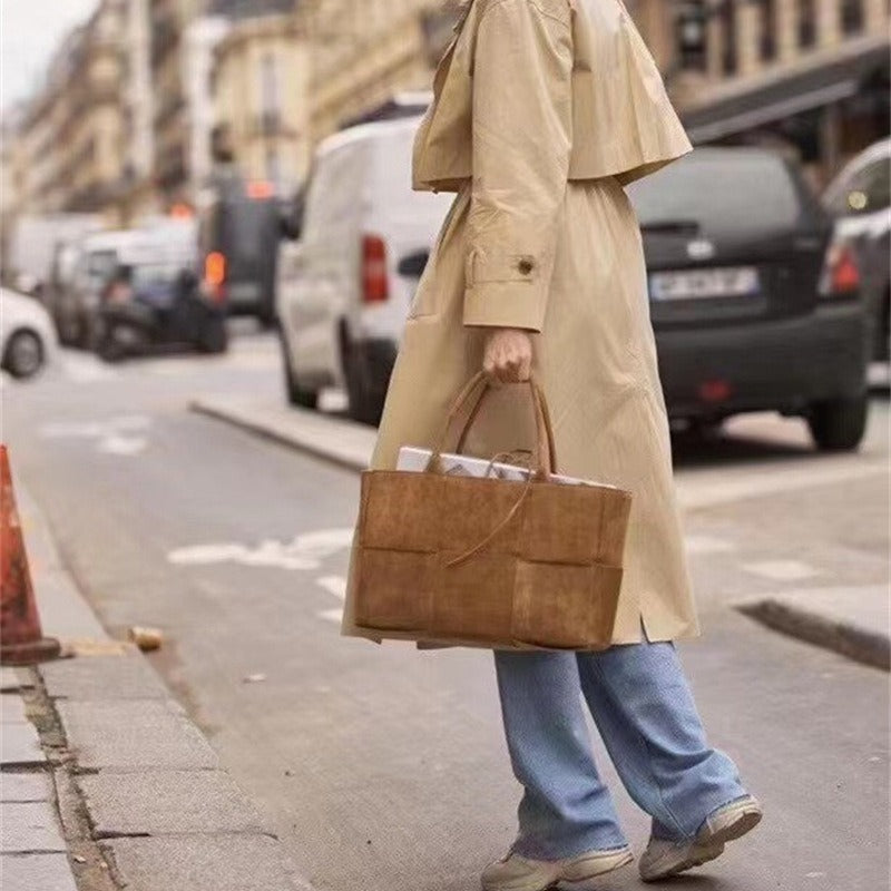 Elegant Structured Handbag LoungeYard — product view 4