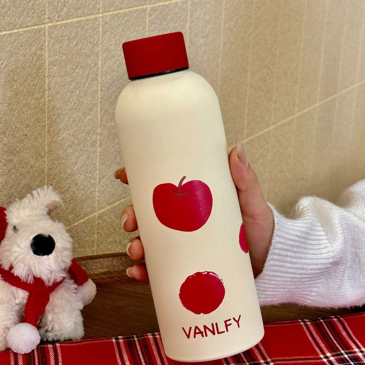 Ladies insulated and stylish drinking bottle LoungeYard — product view 1
