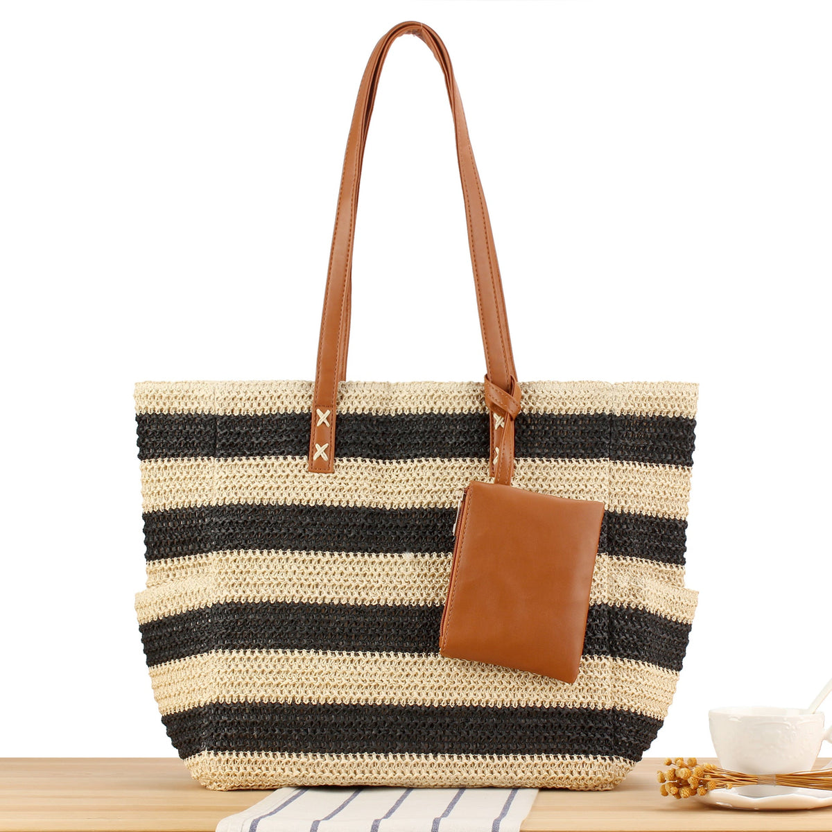 Beach bag with elegant leather handles and practical interior bag LoungeYard — product view 1
