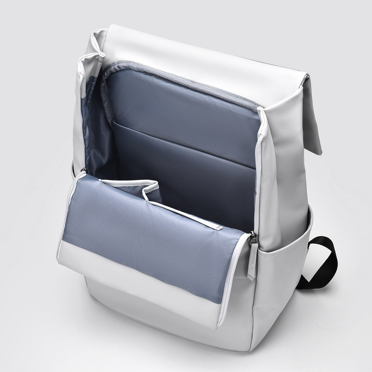 High-quality backpack with innovative roll closure and practical outer pockets LoungeYard — product view 3