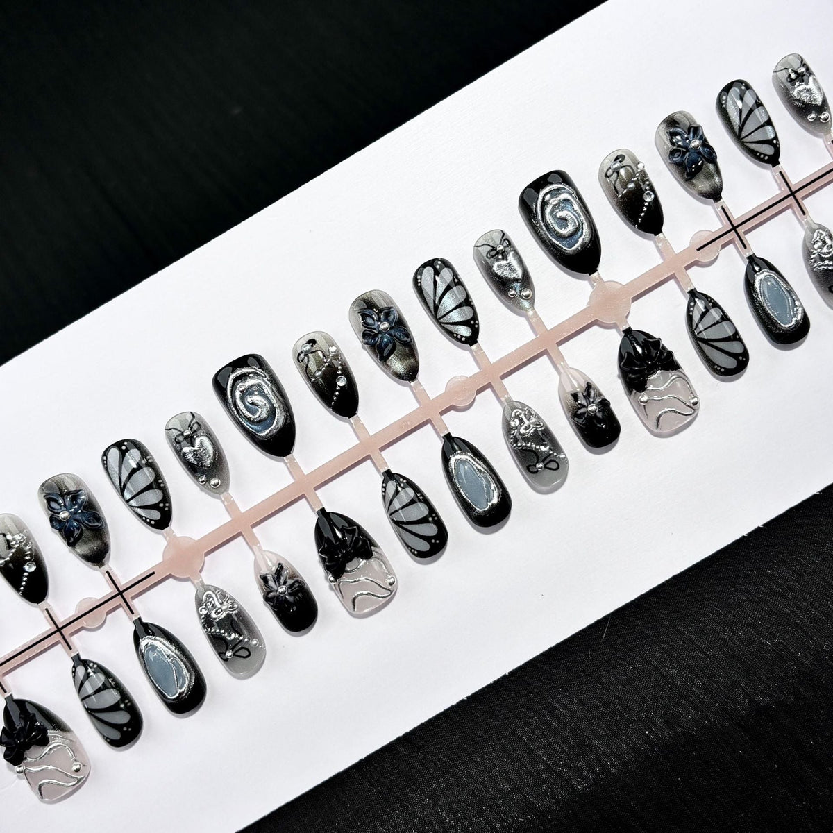 Artistic Gothic Press-On Nail Set — product view 2