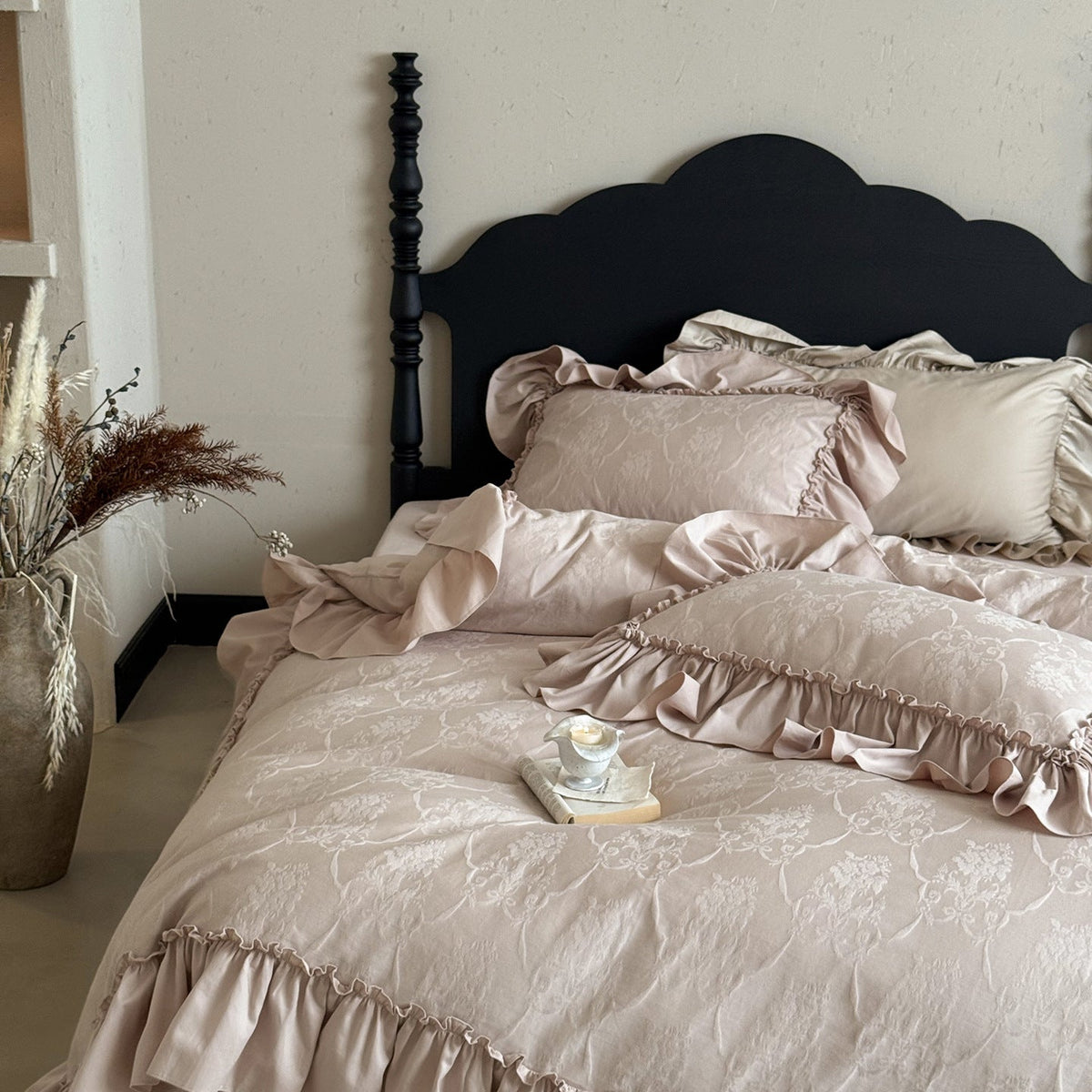 Jacquard bedding set with voluminous frill ruffle and floral tone-on-tone structure LoungeYard — product view 1