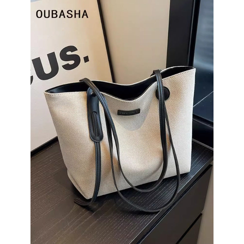 Spacious Utility Tote Bag LoungeYard — product view 5
