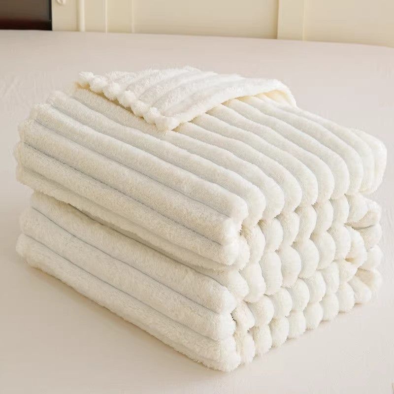 Women high-quality cuddle blanket with 3D structure LoungeYard — product view 1