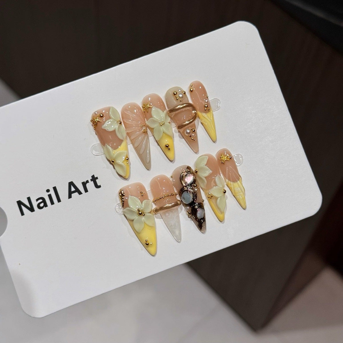 Floral-Inspired Decorative Press-On Nail Set — product view 4