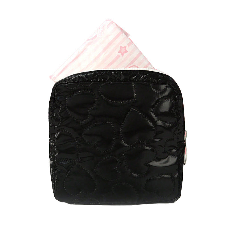 Practical cosmetic bag with heart motif LoungeYard — product view 5