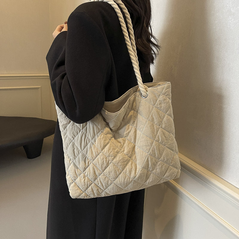 Quilted Beach Tote Bag — product view 5