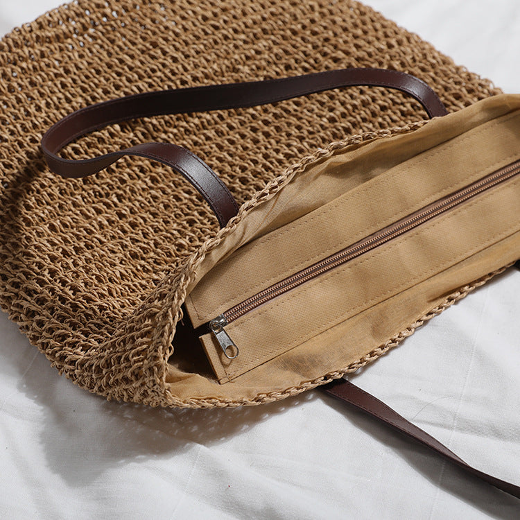 Generous wicker tote bag with leather handles LoungeYard — product view 3