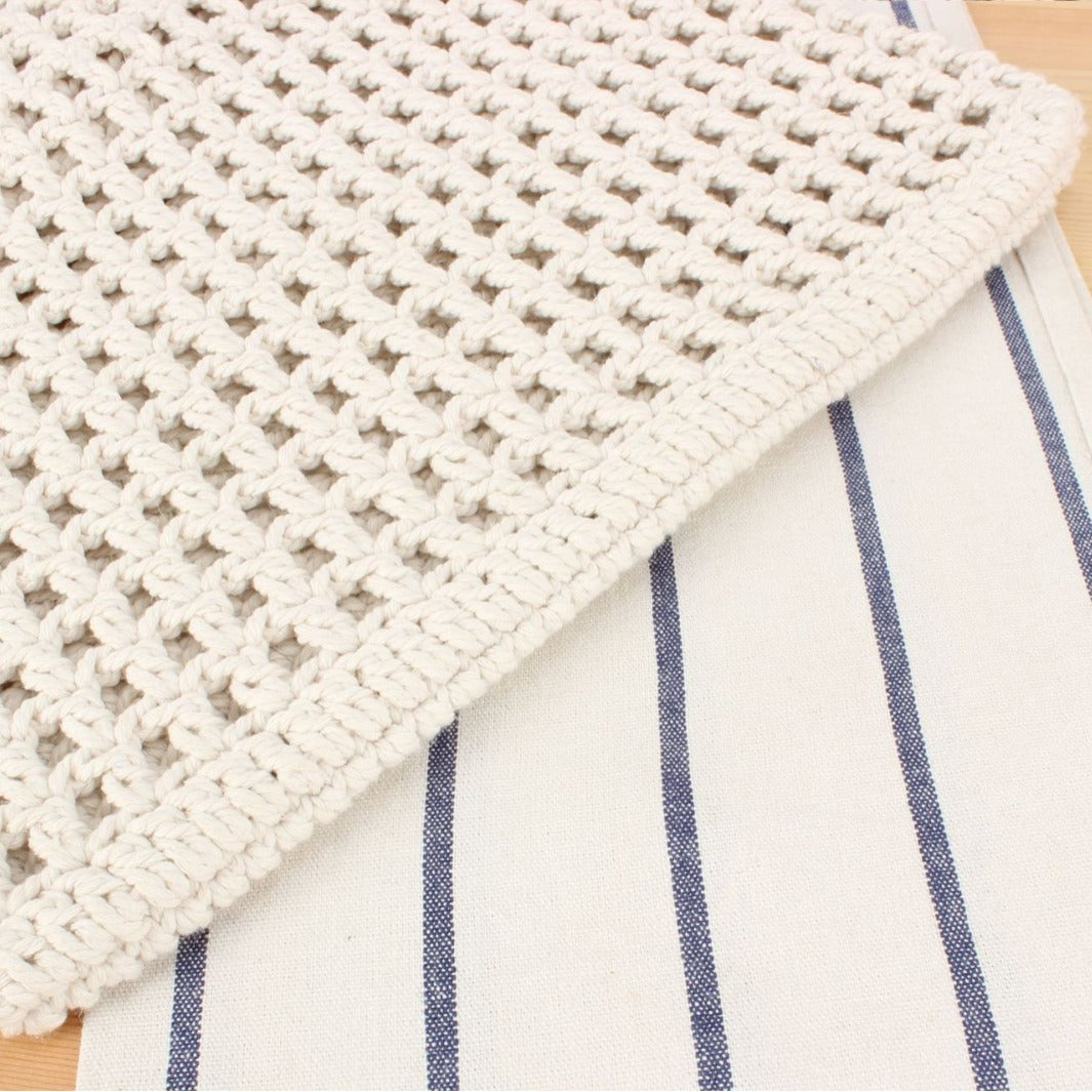 Handbag in Modern Macramé Weave LoungeYard — product view 3