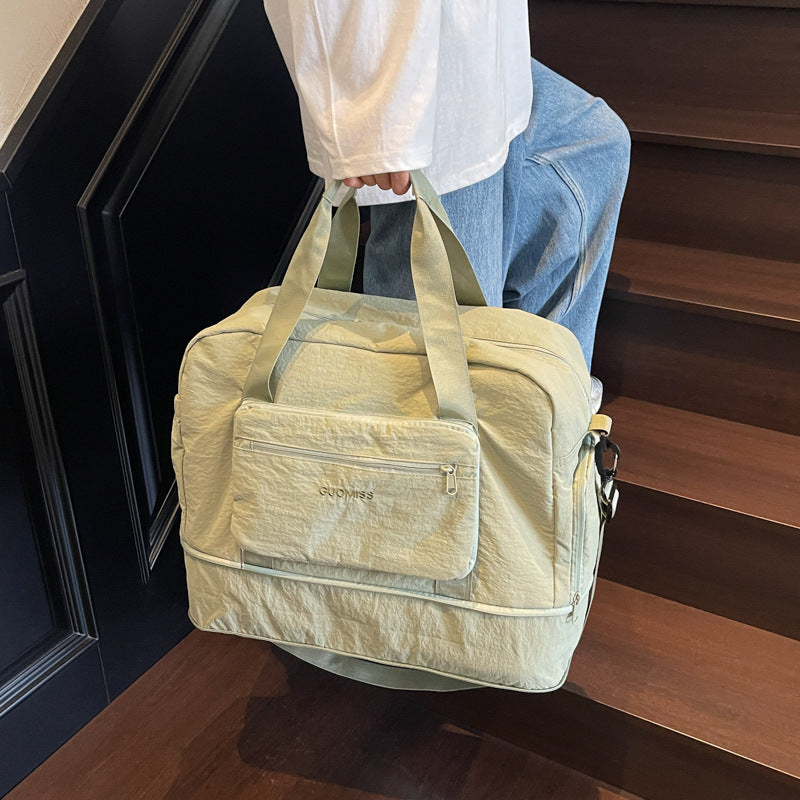 Functional Travel Bag LoungeYard — product view 3