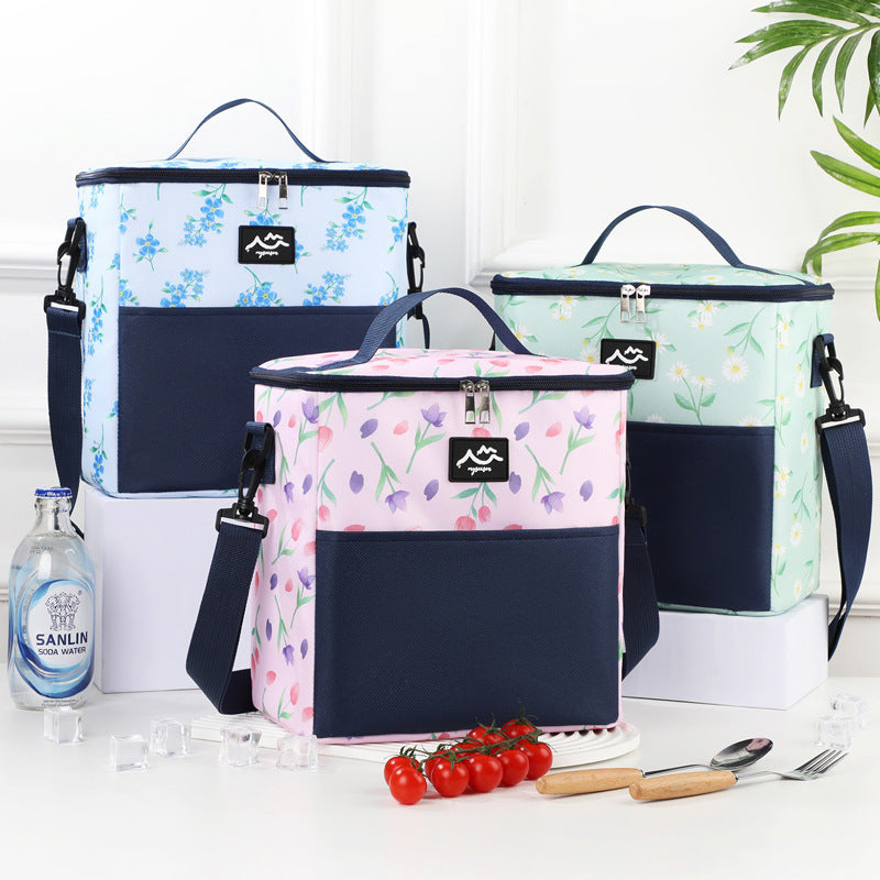 Insulated Floral Pattern Lunch Carrier — product view 2