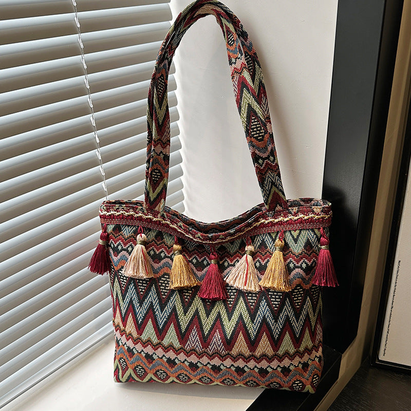 Geometric Patterned Decorative Tote Bag — product view 4