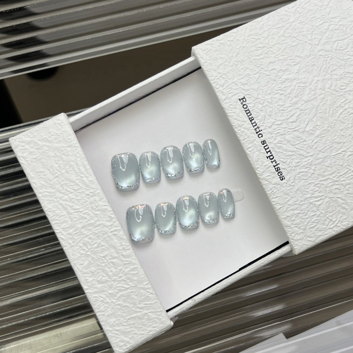 Luxurious Gel Press-On Nail Set — product view 2