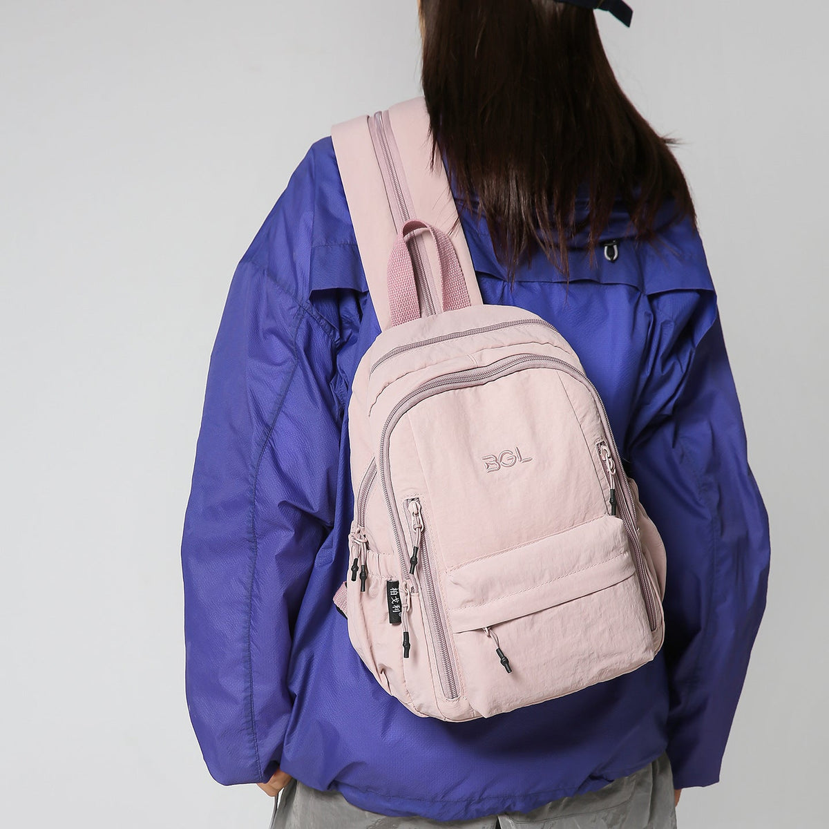 Lightweight Messenger Backpack LoungeYard — product view 3