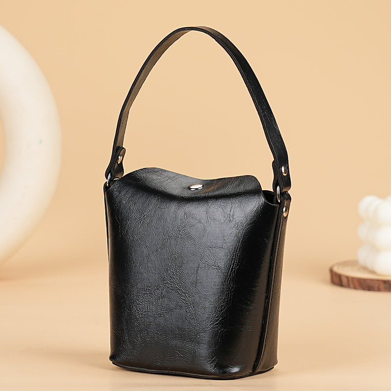 Minimalist Structured Handbag — product view 2