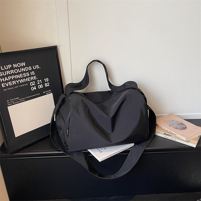 Versatile All-Season Travel Duffle Bag — product view 6