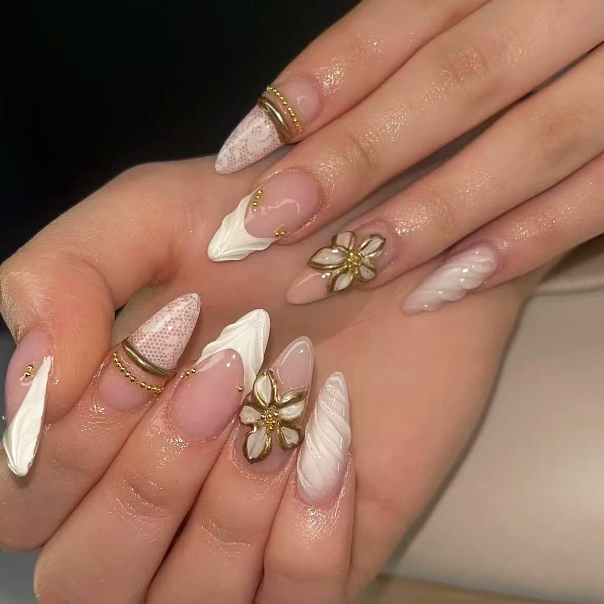 Decorative Press-On Nail Set — product view 1