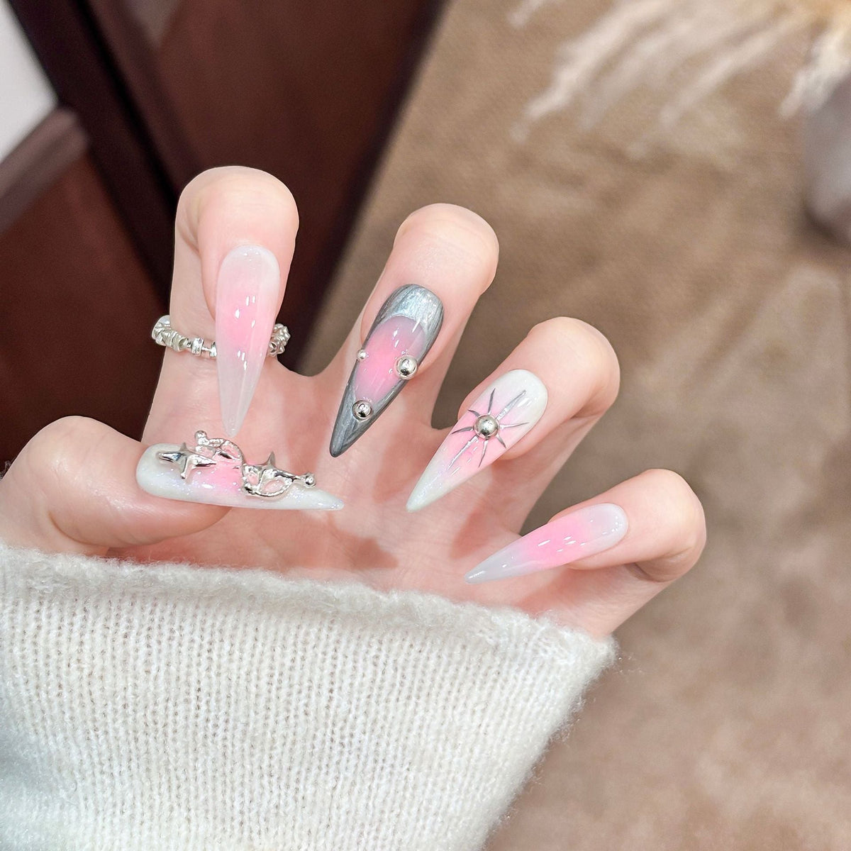 Glamorous Stiletto Press-On Nail Art Set — product view 1