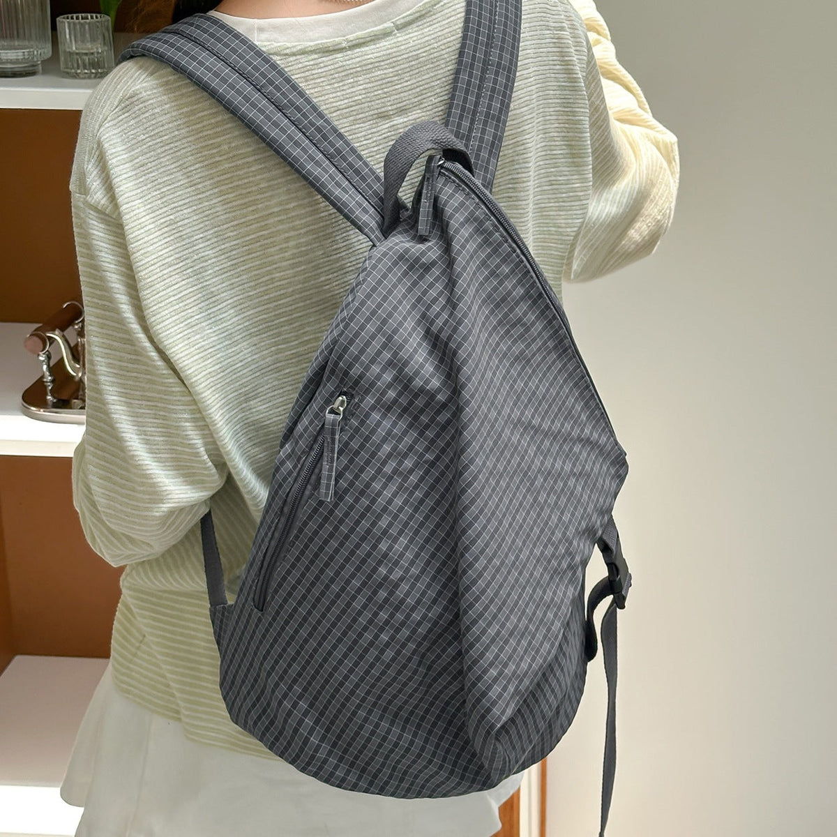 Durable Lightweight Sling Backpack LoungeYard — product view 2