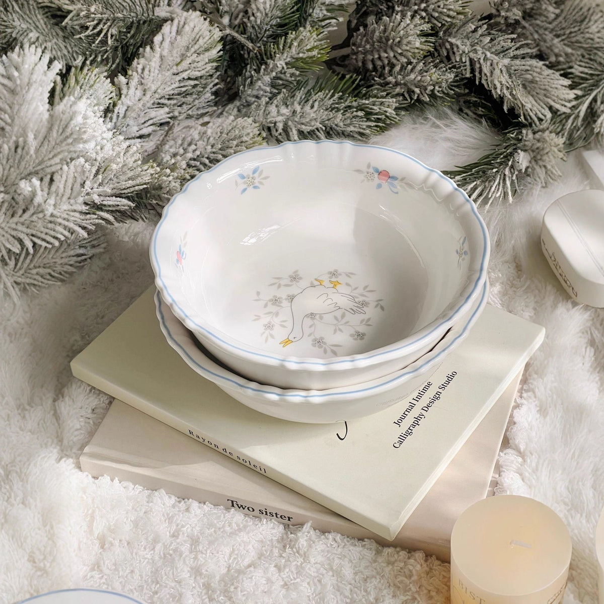 Decorative porcelain soup plate with ribbed edge and duck motif — product view 3