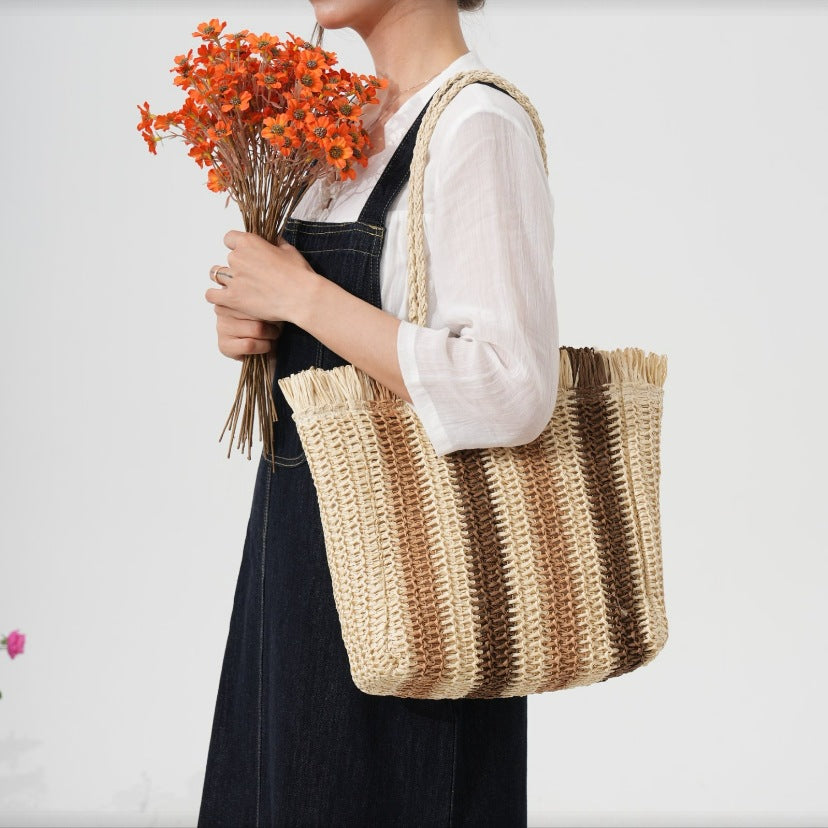 Handcrafted Macrame Tote Bag LoungeYard — product view 1
