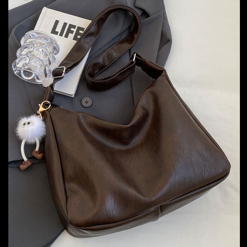 Chic Slouchy Hobo Bag LoungeYard — product view 3