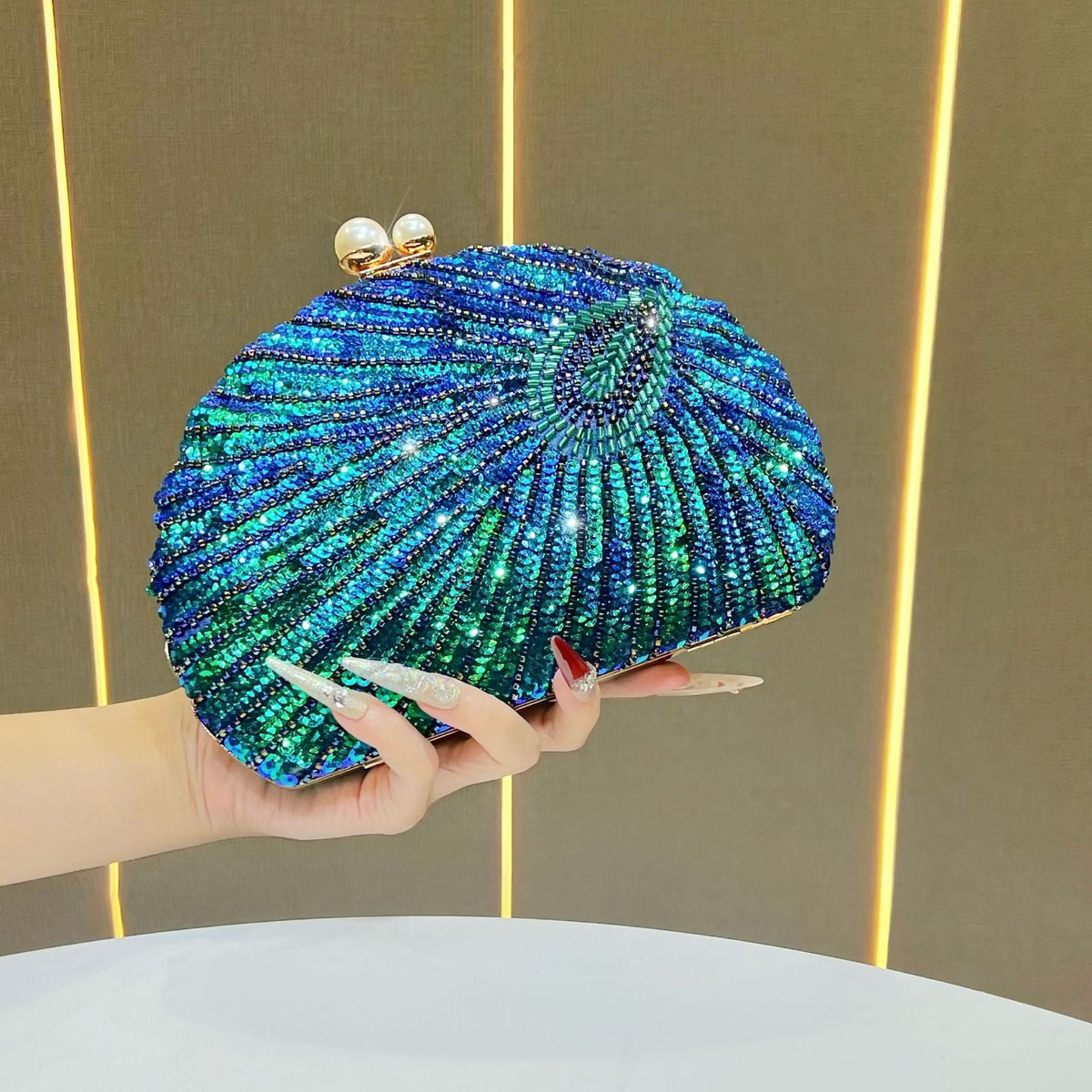 Beaded Shell-Shaped Evening Clutch — product view 3