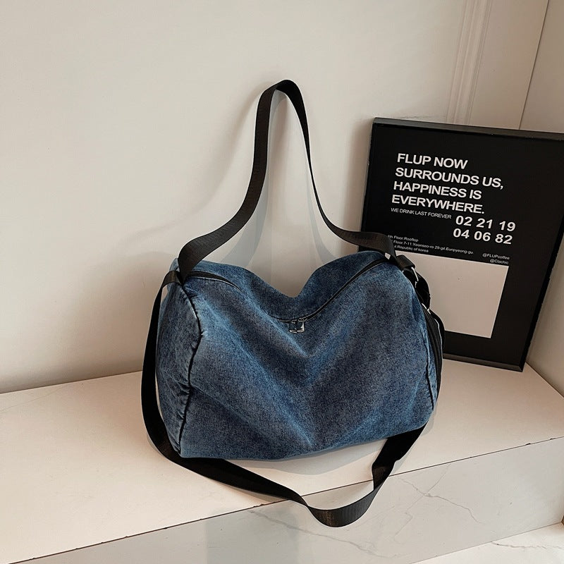 Stylish Canvas Duffle Bag — product view 1