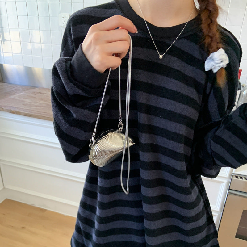 Shell-Shaped Crossbody Bag LoungeYard — product view 3
