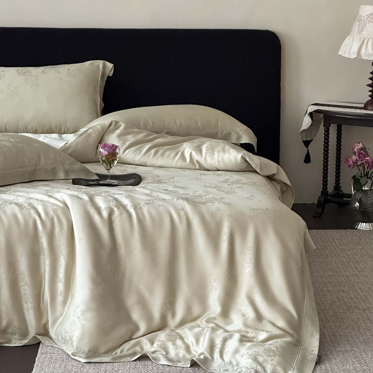 Noble satin bedding set with woven floral relief and envelope edge — product view 6