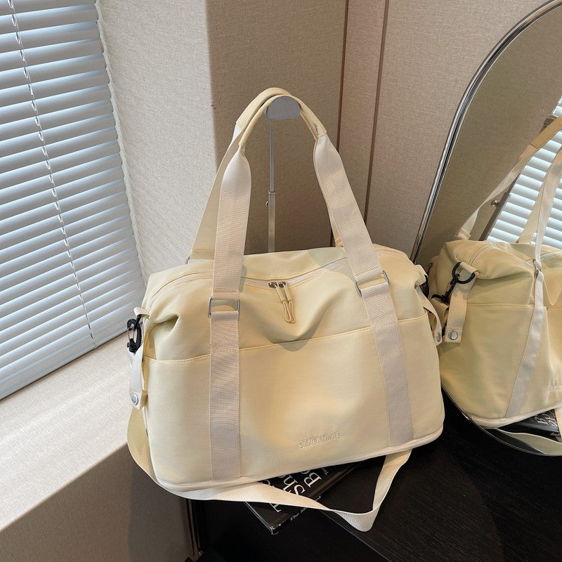 Sporty Travel Bag LoungeYard — product view 1