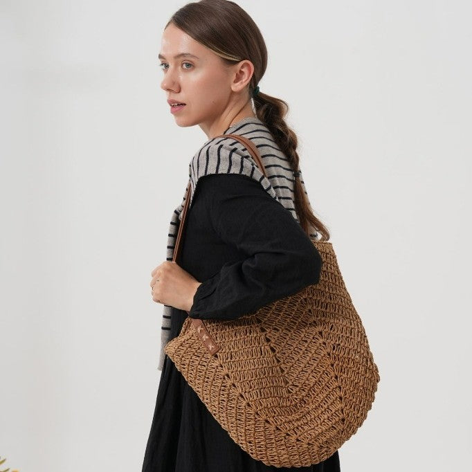 Handmade beach shoulder bag with leather handles LoungeYard — product view 2