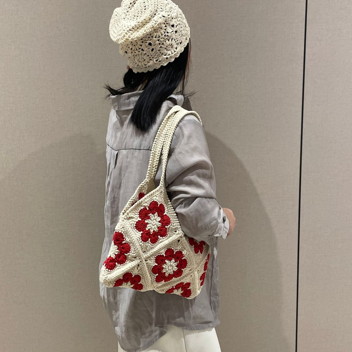 Hand-knotted flower bag LoungeYard — product view 3