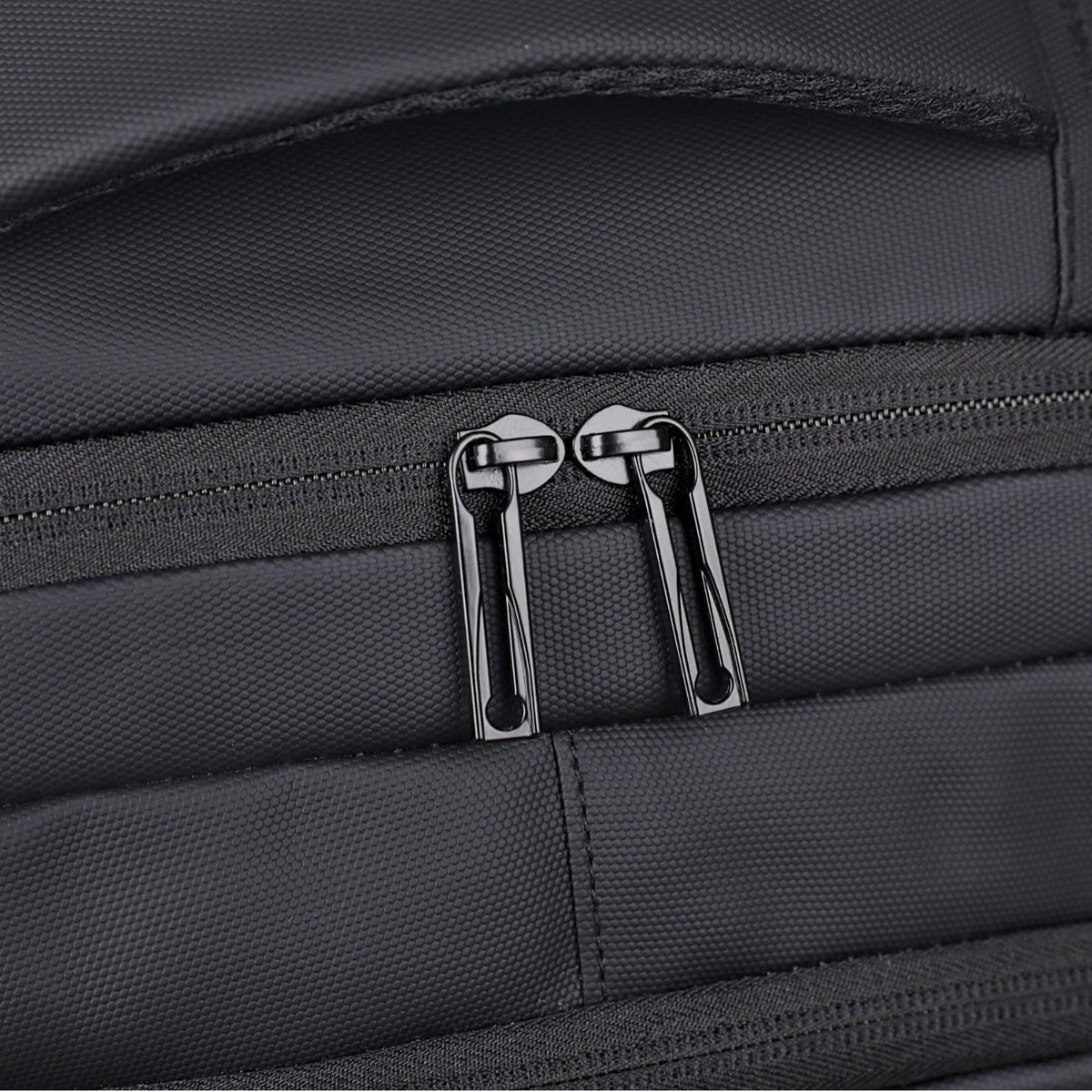 Modern Backpack LoungeYard — product view 2