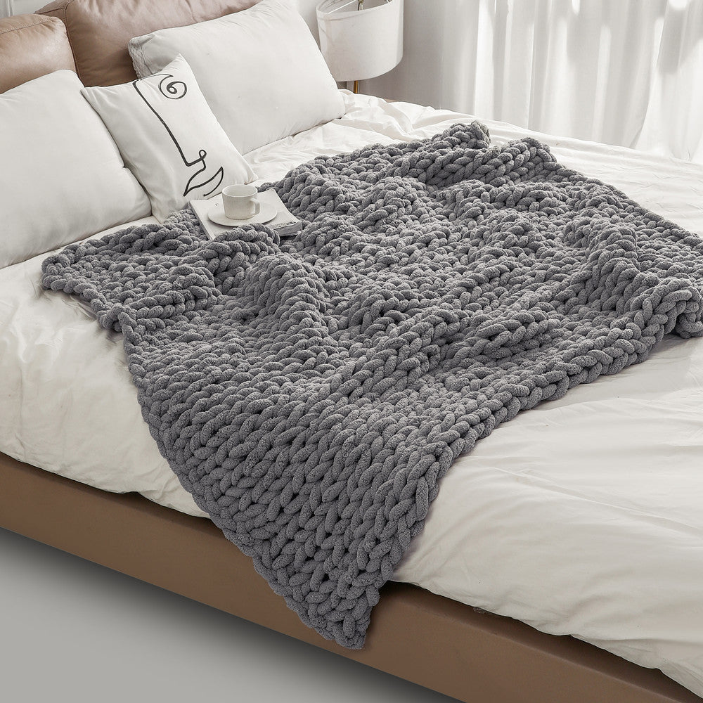 Chunky Knitted Blanket LoungeYard — product view 4