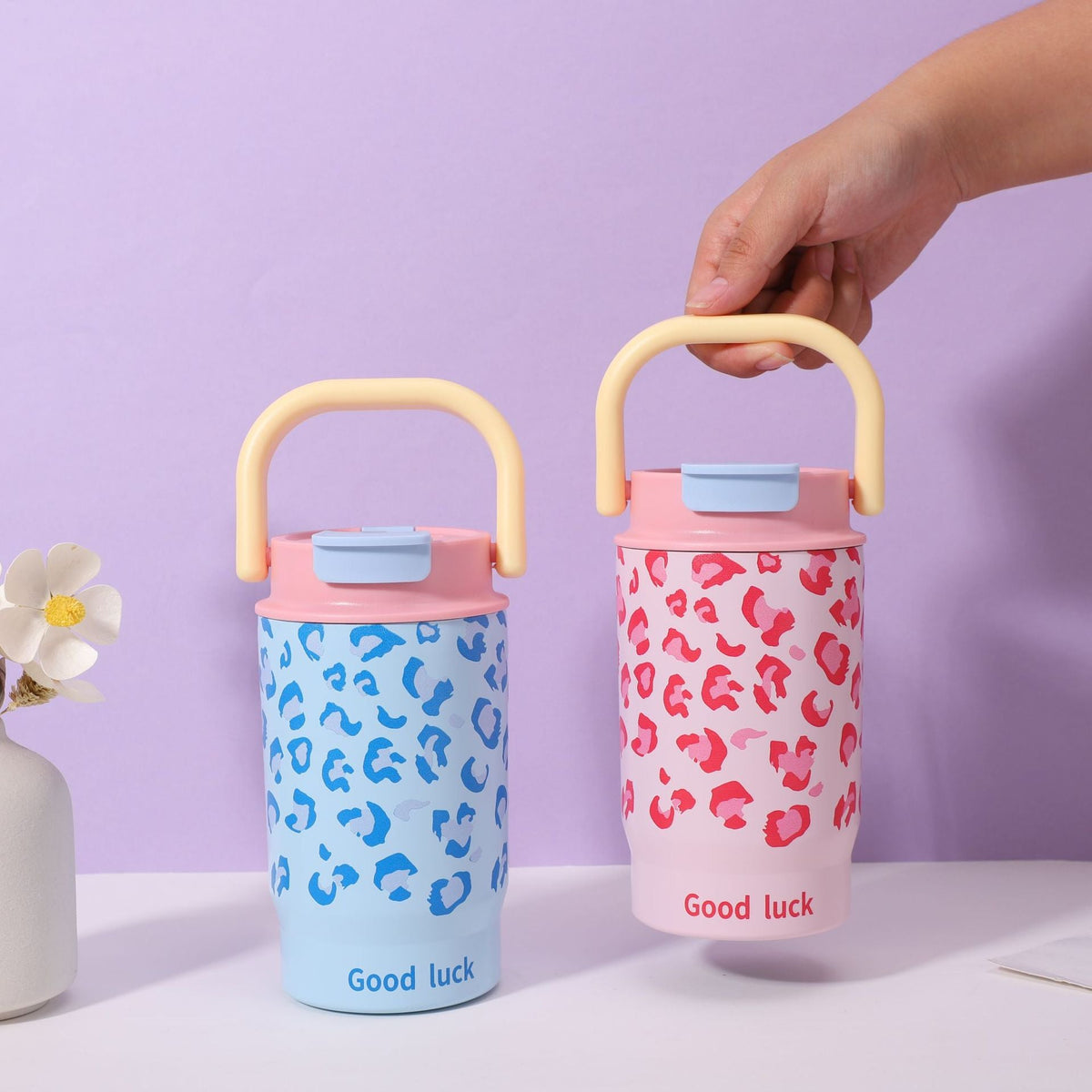 Portable Insulated Water Container LoungeYard — product view 2