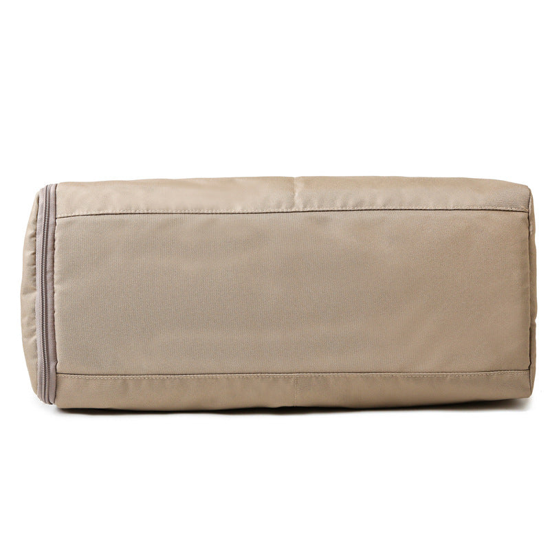 Elegant Everyday Tote LoungeYard — product view 3