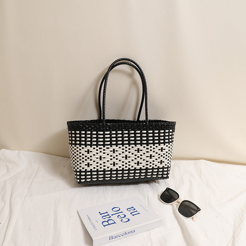 Braided tote bag with modern accents LoungeYard — product view 7