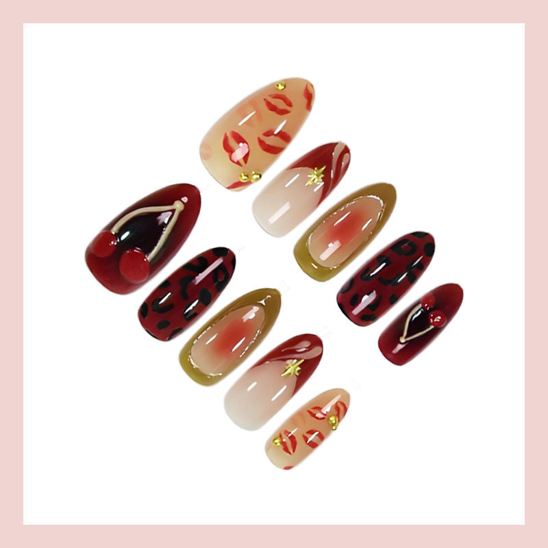 Chic Statement Press-On Nails — product view 3