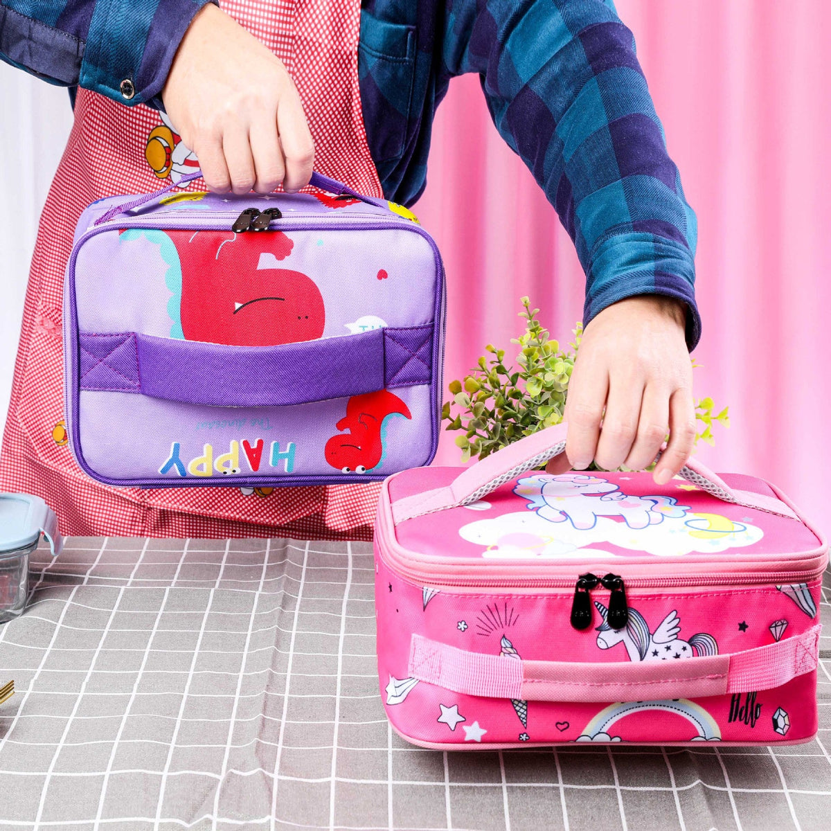 Cartoon-Themed Insulated Lunch Bag LoungeYard — product view 6