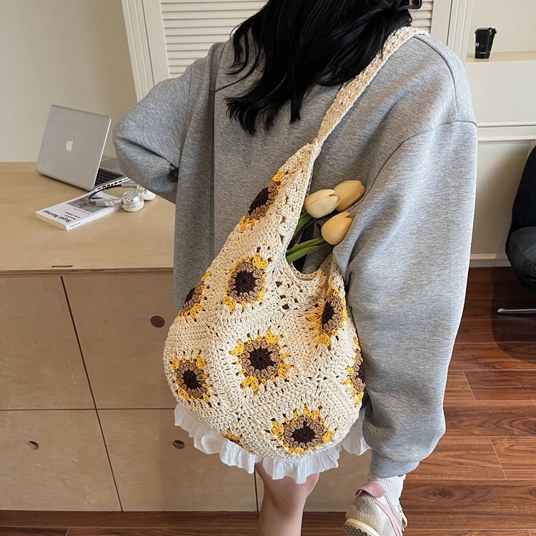 Handcrafted Macrame Bag LoungeYard — product view 1