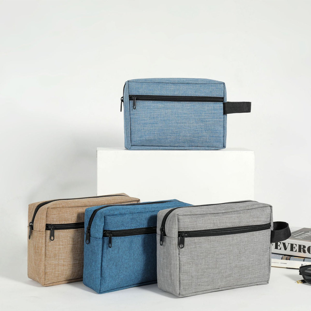 Cosmetic bag with multiple compartments and secure zipper LoungeYard — product view 1