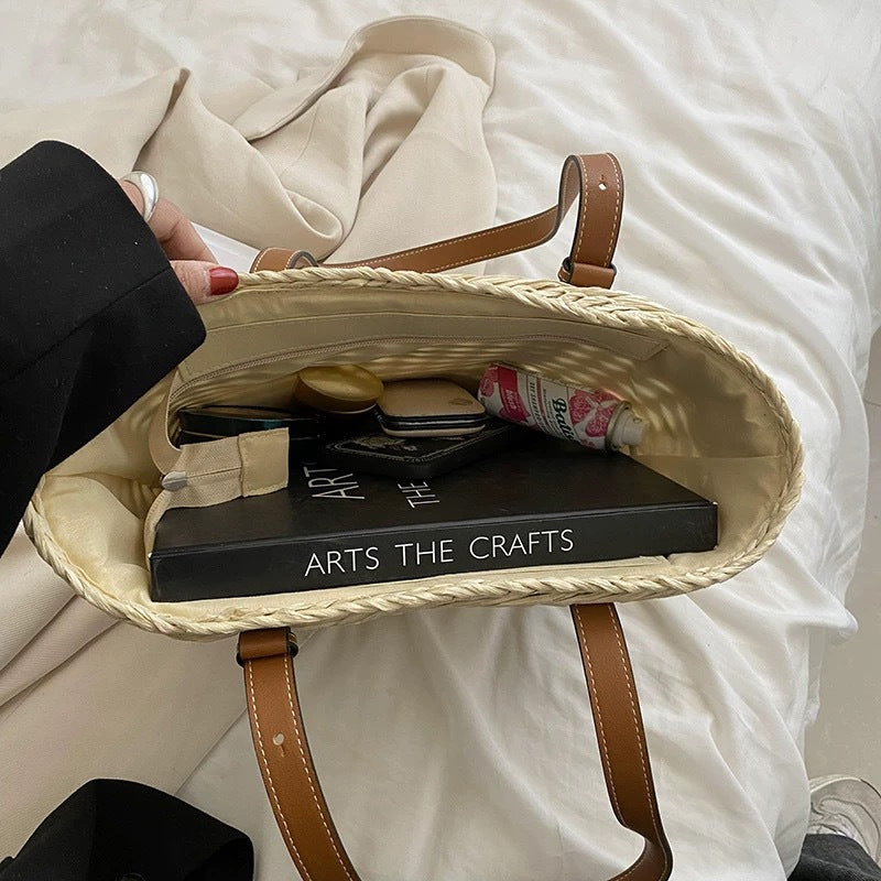 Handwoven Beach Bag in Modern Design LoungeYard — product view 4