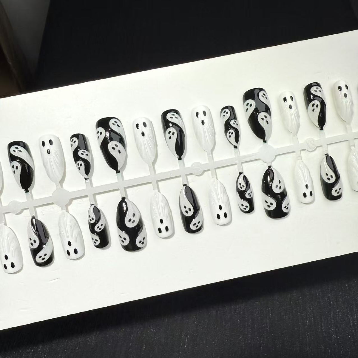 Artistic Ghost-Themed Press-On Nails — product view 2