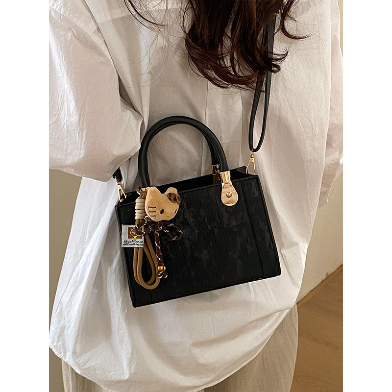 Elegant Textured Handheld Shoulder Bag — product view 3