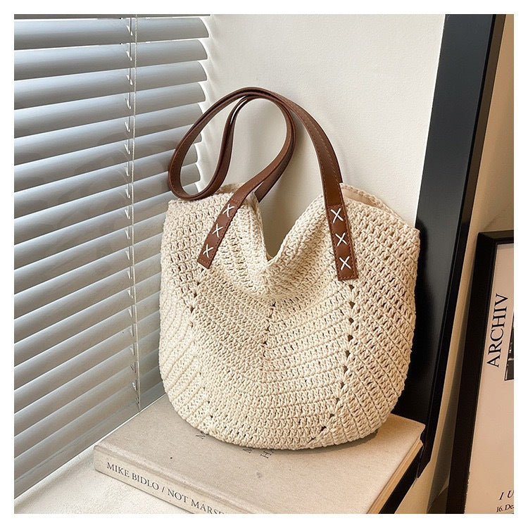 Elegant Macrame Tote-Bag LoungeYard — product view 4