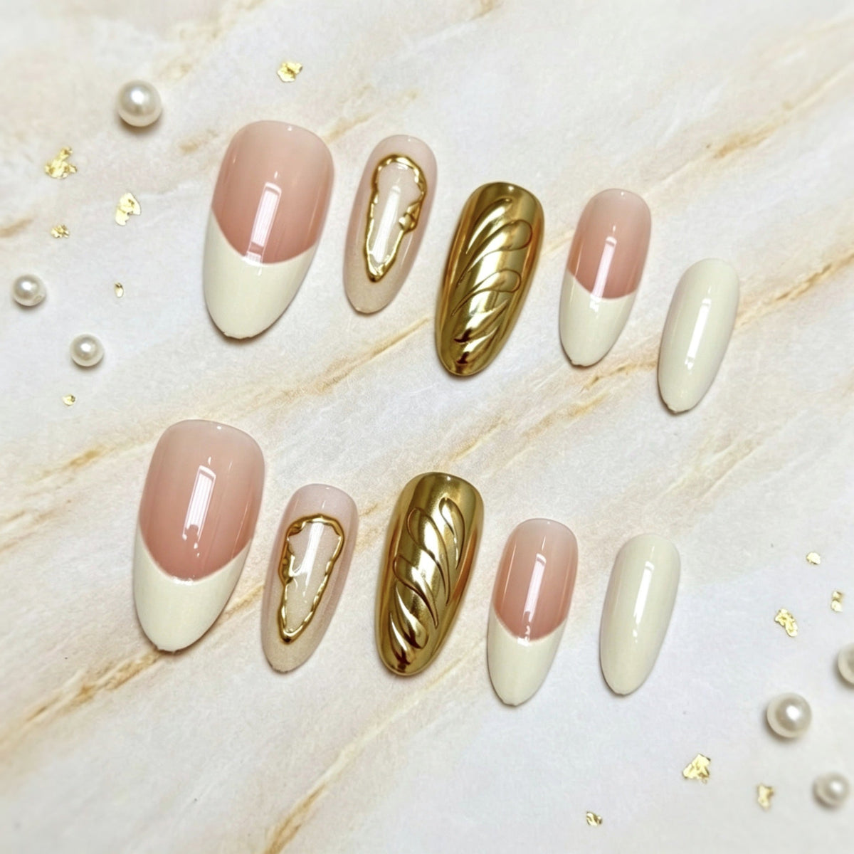 Glamorous Press-On Nail Set — product view 3