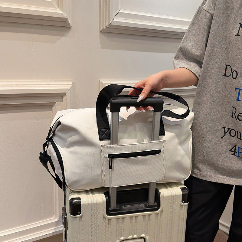 Sporty Everyday Travel Duffle with Practical Outside Pockets LoungeYard — product view 3
