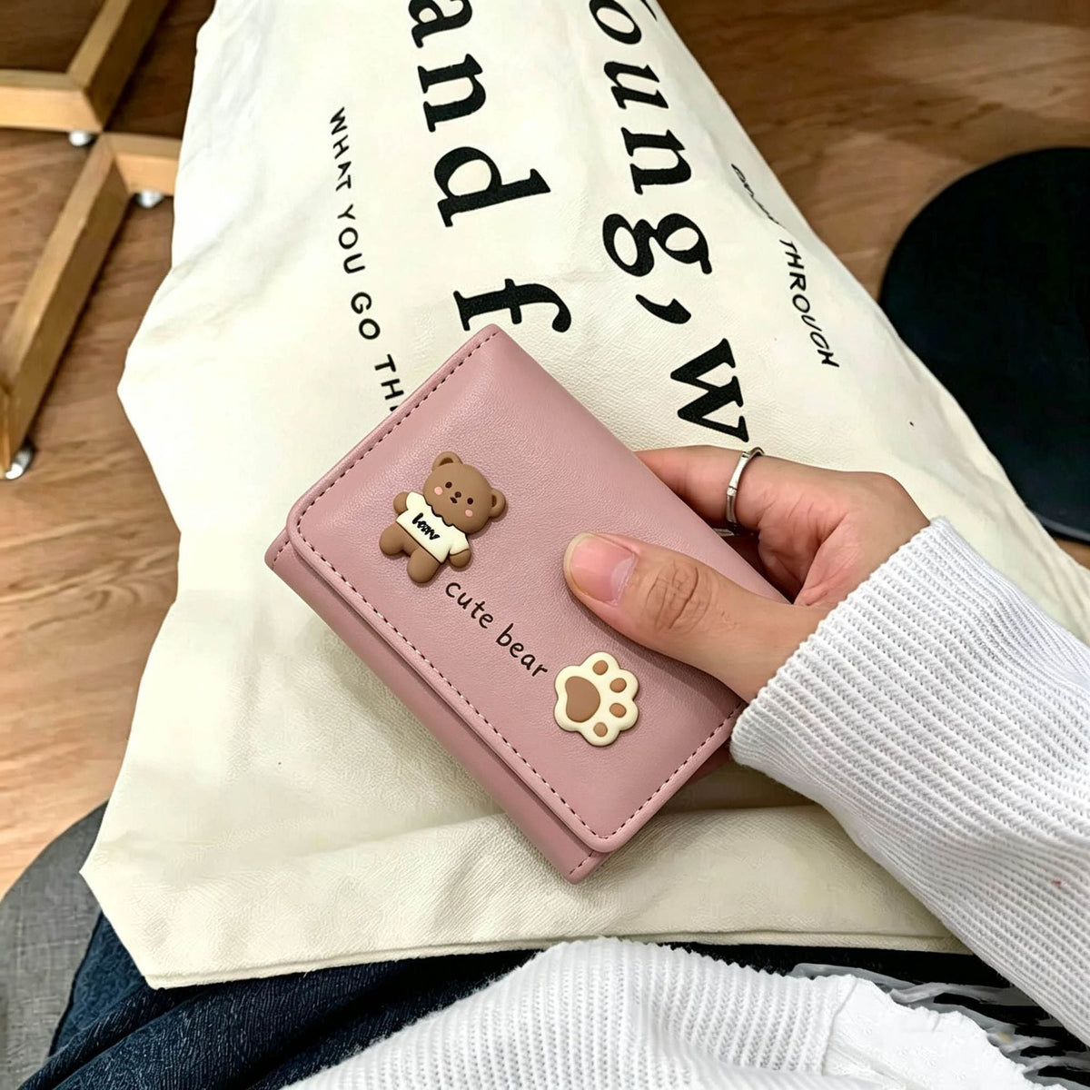Adorable Bear-Themed Card Holder — product view 1